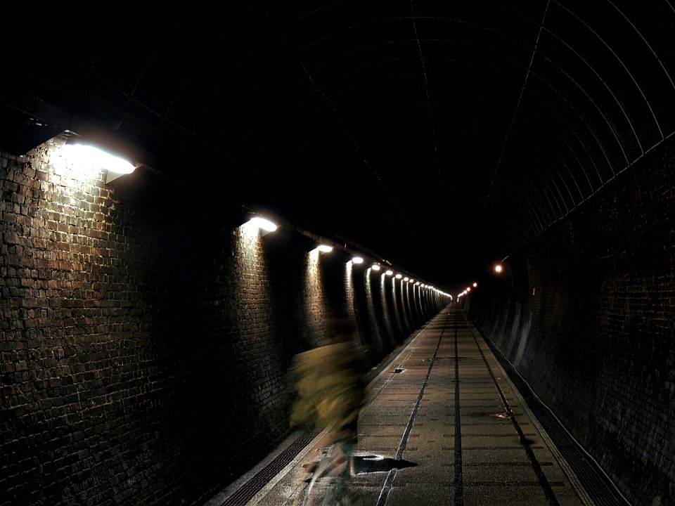 A Surge in Tsaoling Tunnel