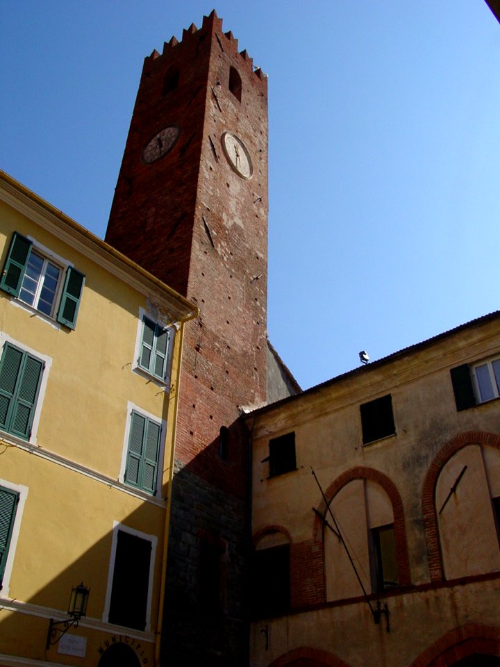077 - Noli - Torre del comune