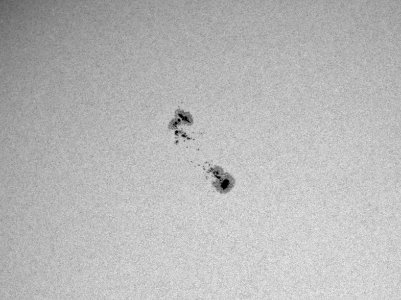 sunspots - detail1 - 2015-07-07 1425Z - NASA/SDO/HMII -rot324 -c3