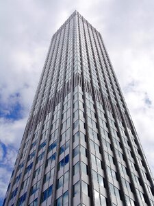 Gloss mirror architecture