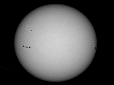 NASA/SDO - sunspots - 20151224 154039 1024 HMII rotated -21.6deg photo