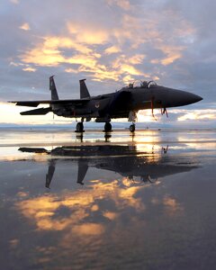 Flight line ground plane