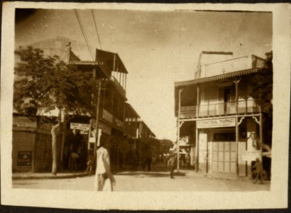 Port Said?? street scene, 1915-1919 / WRD Laurie photo