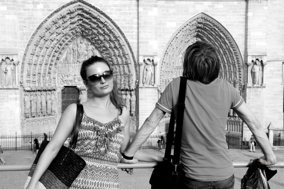 couple auprès de Norte Dame