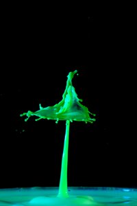 Water feature green spray