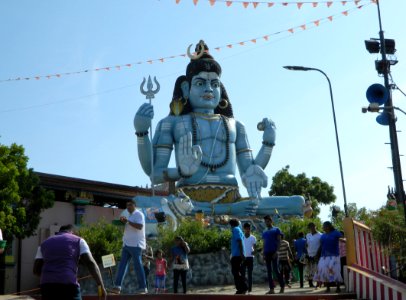 Statue of Lord Shiva - Thirukoneshwaram Temple, Trincomalee photo