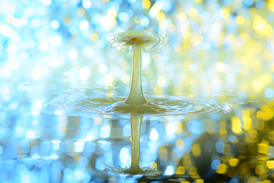 Water feature spray inject