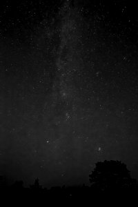 la voie lactée en noir et blanc photo