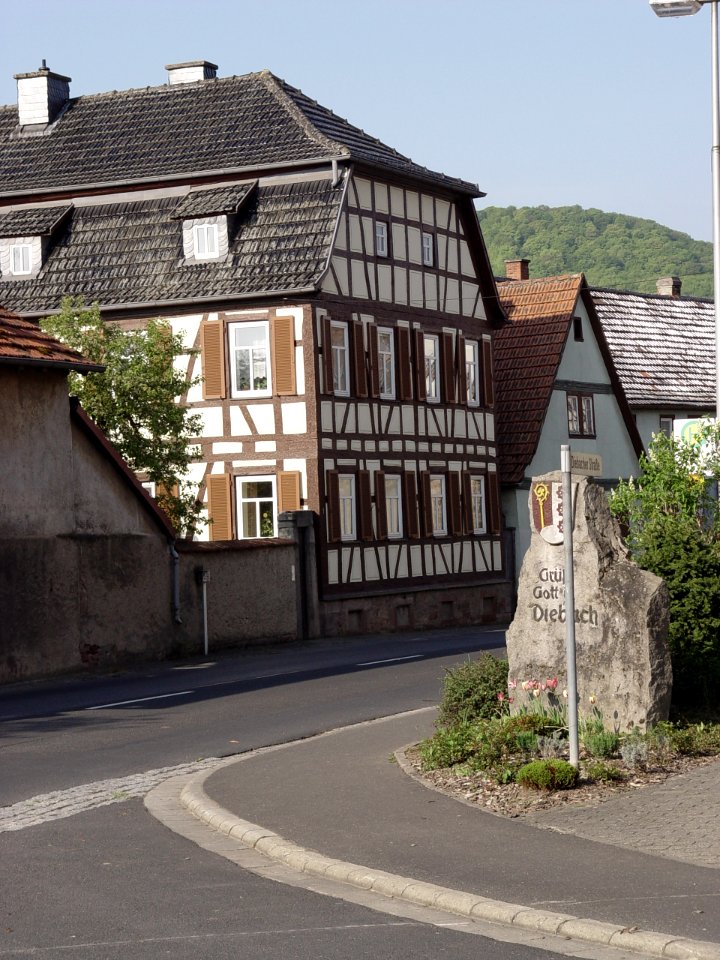 2015-05-02 Pfarrhaus Diebach