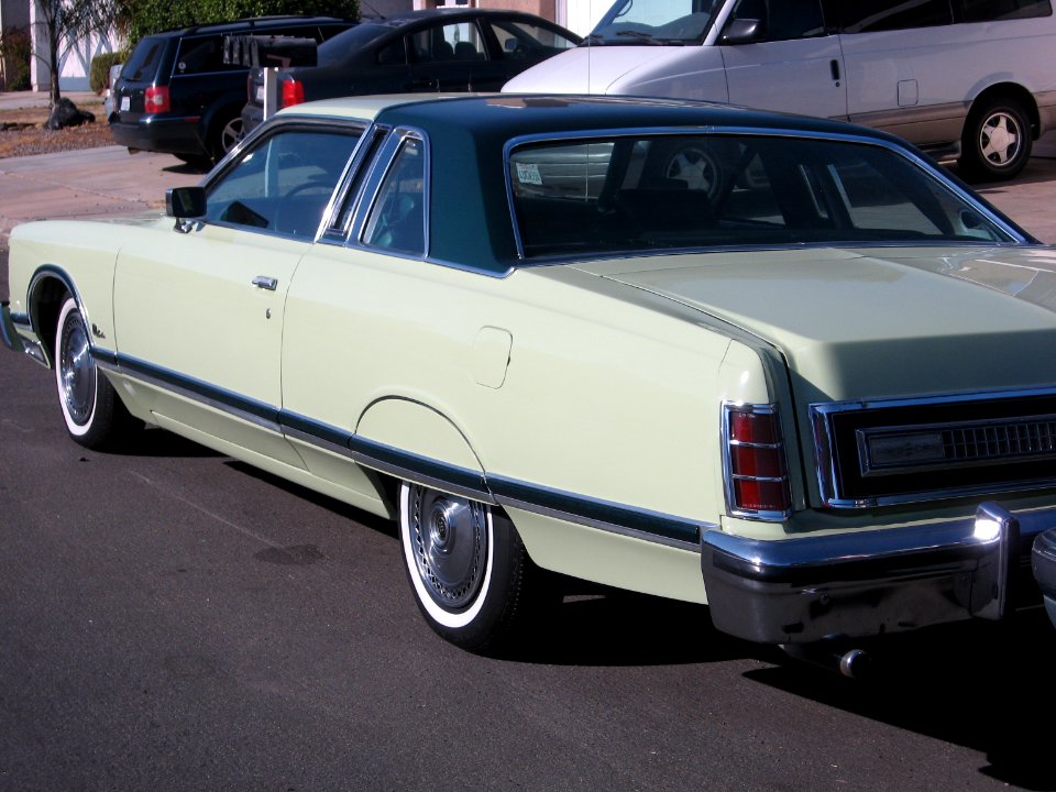 1977 FORD LTD LANDAU