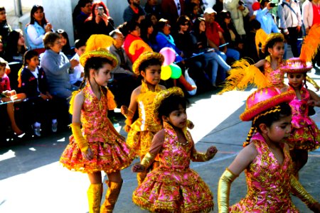 Bailes típicos bolivianos photo