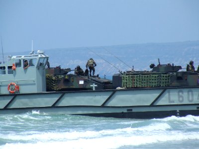 Desembarco Infantería de Marina en Retín 06/2014 photo