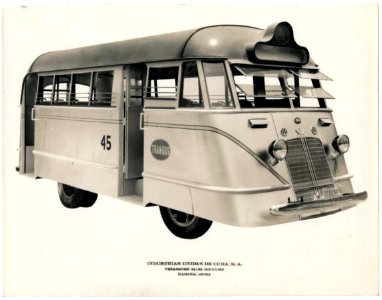 Buses manufactured by Industrias Unidas de Cuba