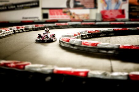 Speed sport track