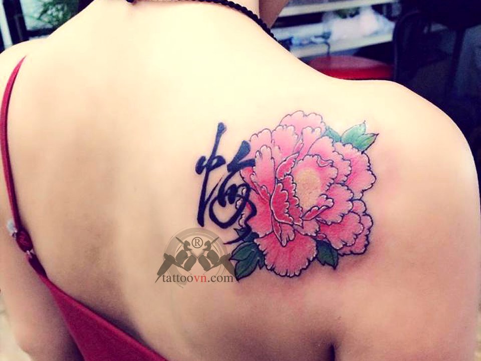 Ý nghĩa hình xăm cá chép hóa Rồng và hoa Anh Đào