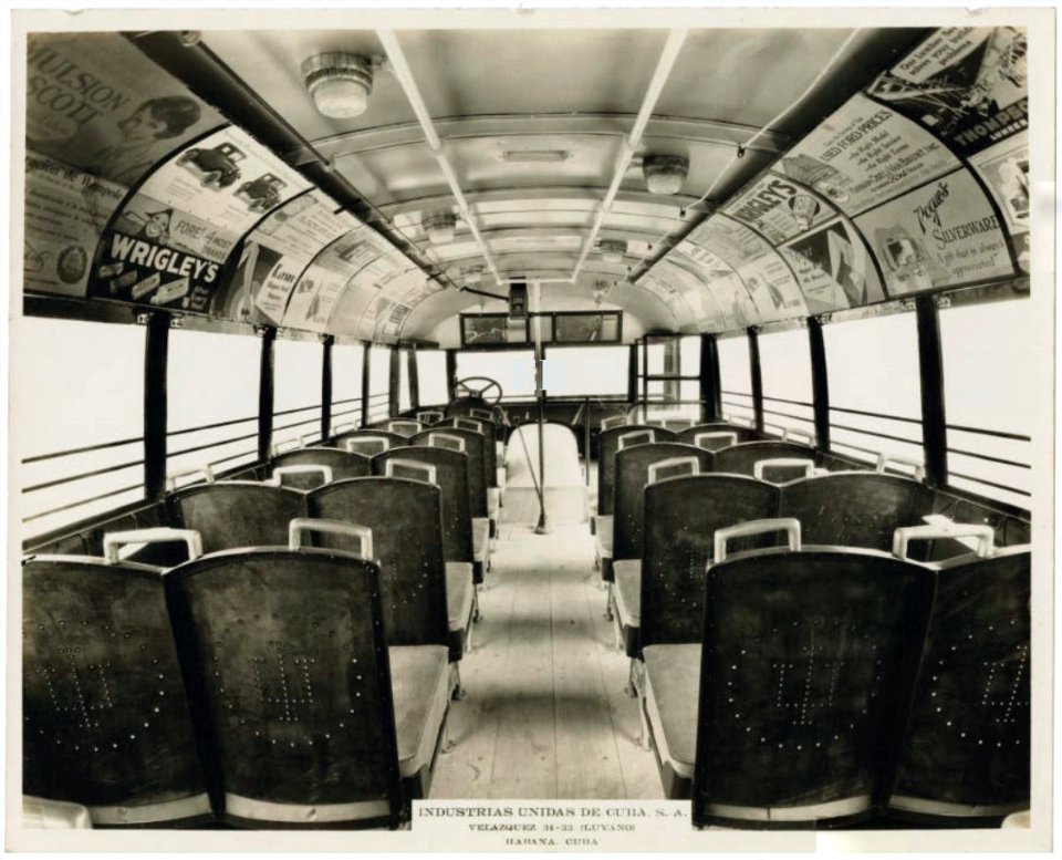 Buses manufactured by Industrias Unidas de Cuba