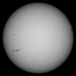 NASA/SDO - sunspots - 20151224 154039 1024 HMII photo