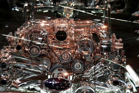 Mechanics carburetor metallic
