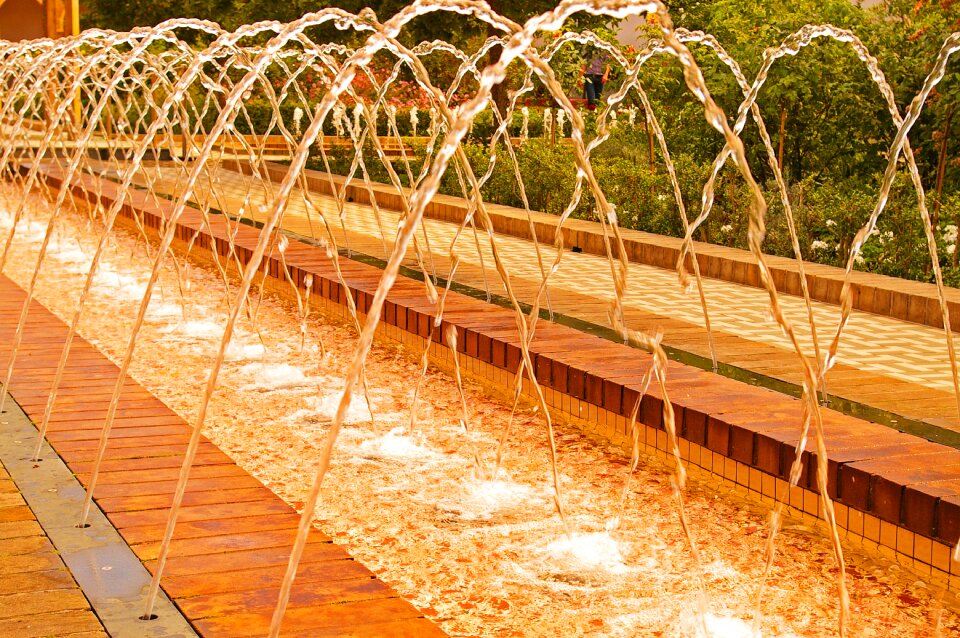 Wet flow water jet