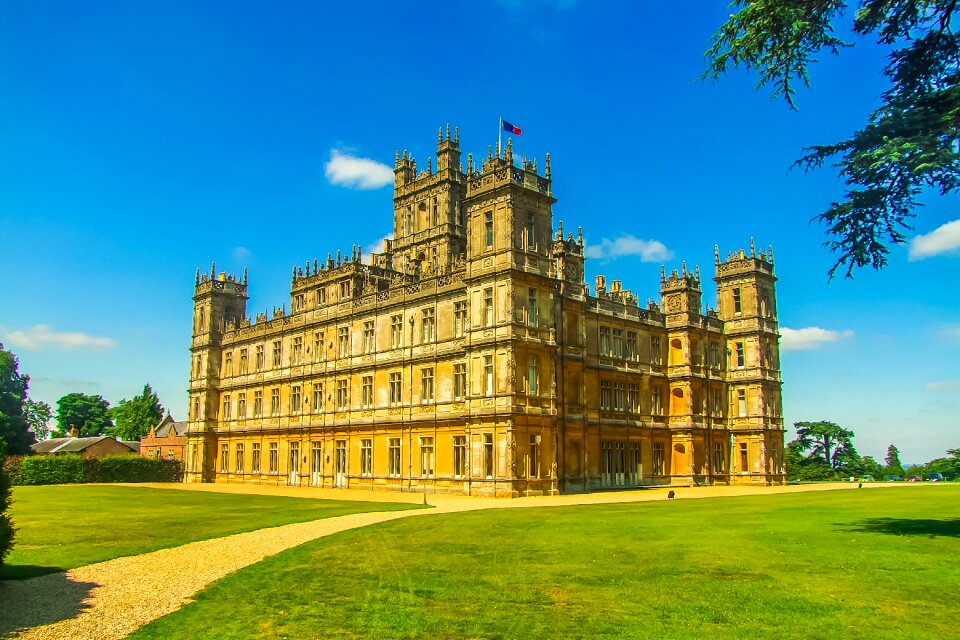 Highclere castle castle monument
