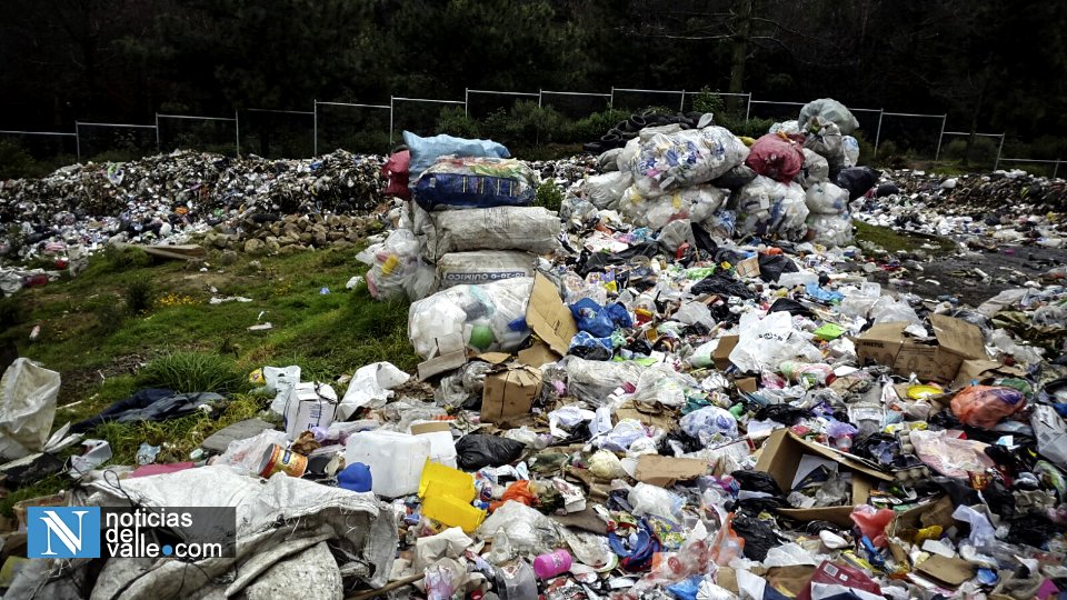 Colapsa planta de tratamiento de desechos sólidos en bosque municipal photo