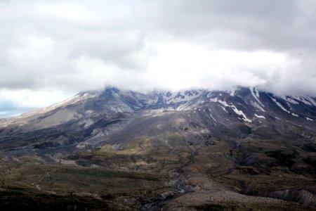 The inner crater of Mount St. Helens