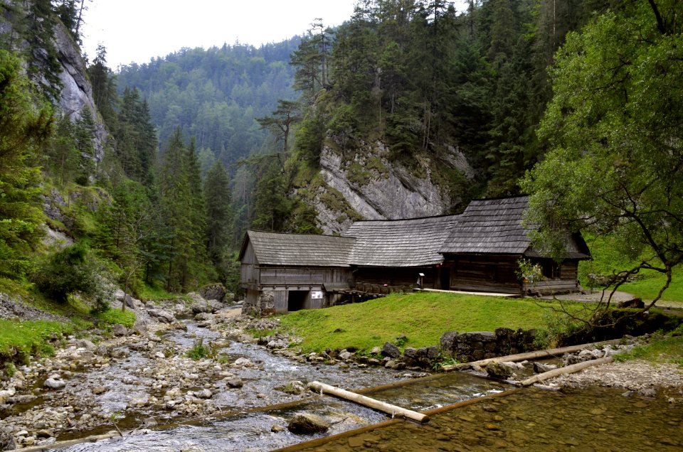 Mlyny Oblazy. TATRY ..SLOVENSKO