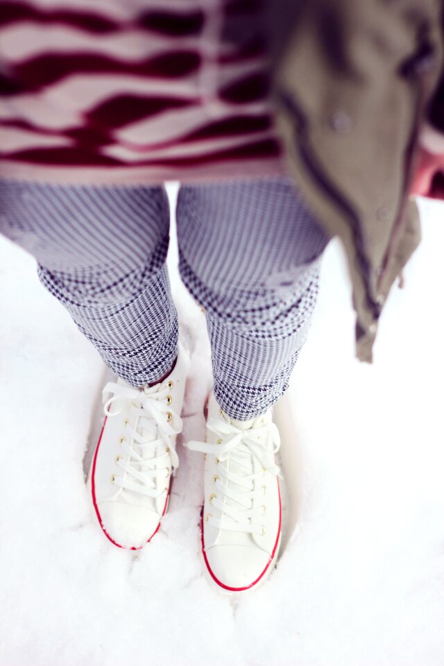 Shoes legs snow