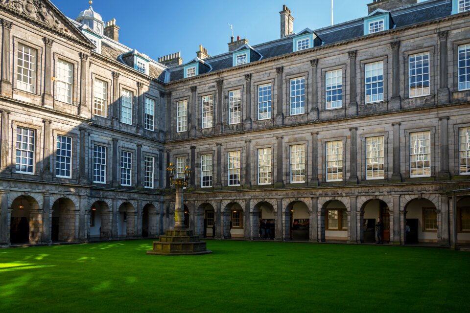 Scotland palace holyrood edinburgh