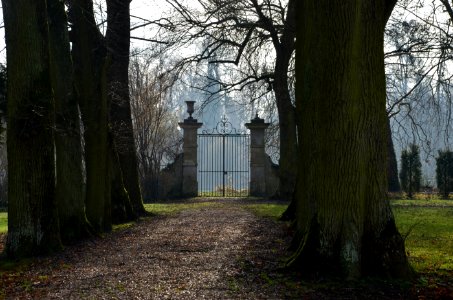 Un des portails du parc de l'Abbaye de Chaalis