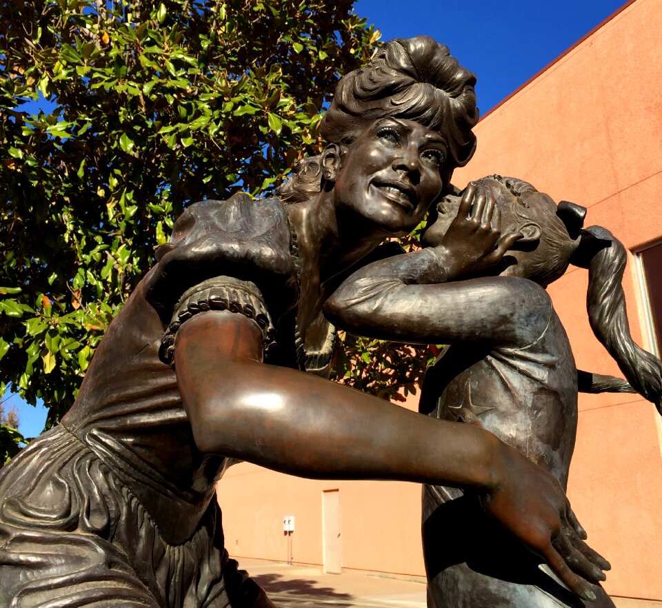 Landmark memorial brown memory