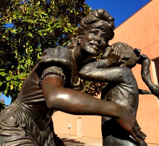 Landmark memorial brown memory