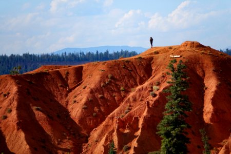 Lone hiker on the Under-the-Rim Trail