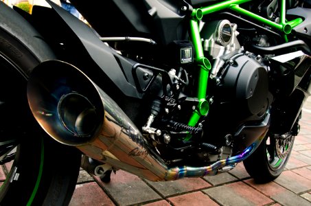 Kawasaki H2 photo