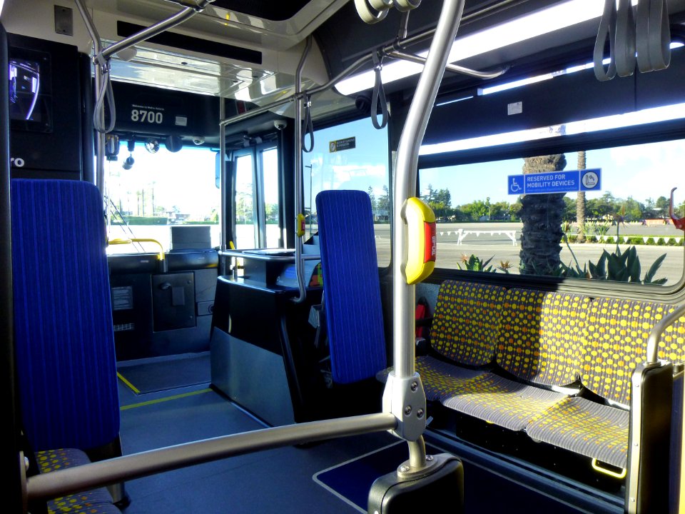 8700 Interior Facing Front (1) 30-Mar-2019