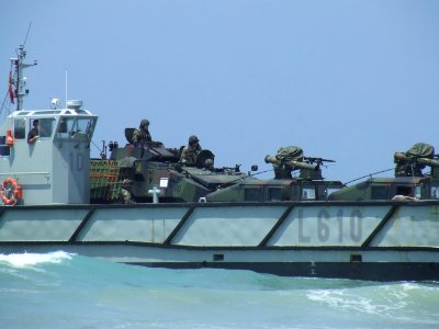 Desembarco Infantería de Marina en Retín 06/2014 photo
