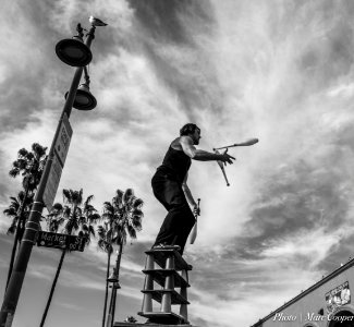 Venice Beach: Balanced photo