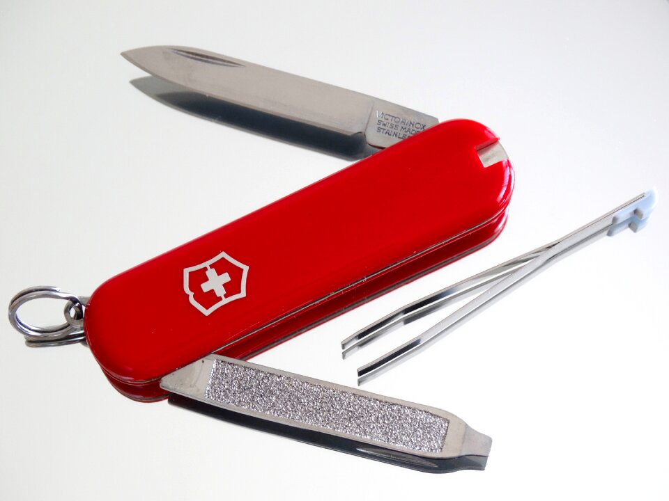 Swiss cross red cut