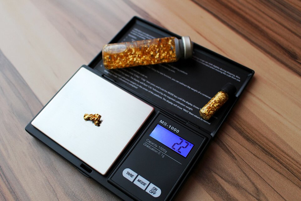 Pocket gold gold nugget gold