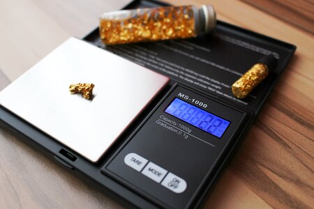 Pocket gold gold nugget gold