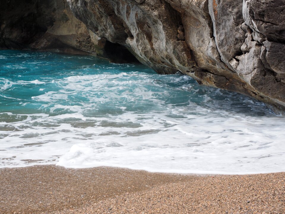 Pebble beach pebble bay