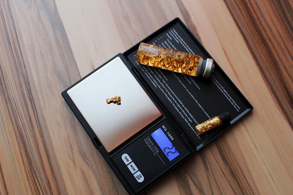 Pocket gold gold nugget gold