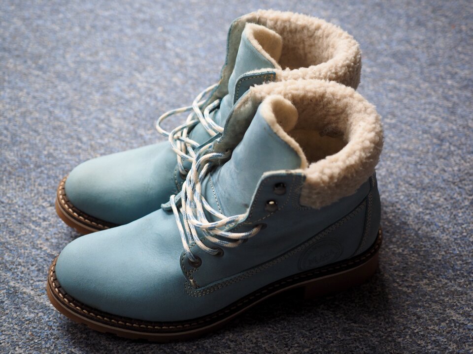 Boots warm clothing