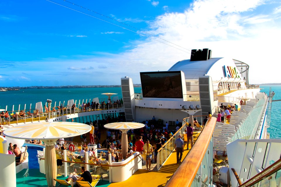 AIDAluna in Hamilton, Bermuda