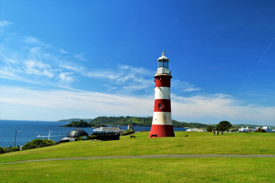 Devon. Plymouth. The Hoe with its lighthouse.