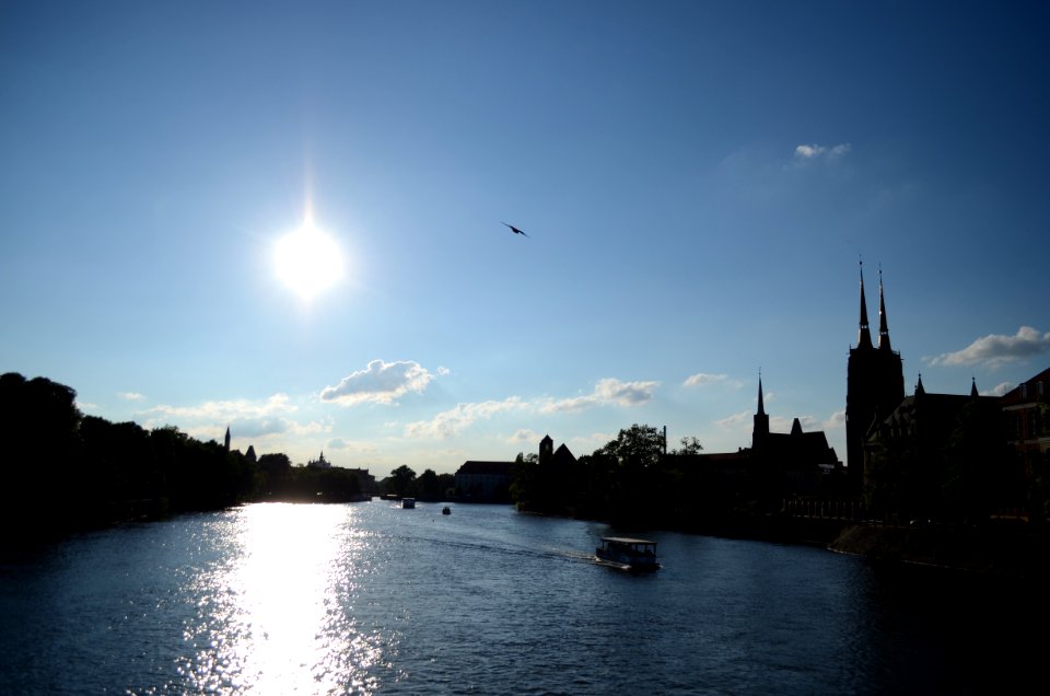 Odra from Tumski Bridge, Wrocław, Polska