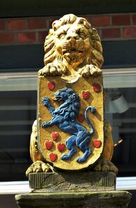 Figure coat of arms lion photo