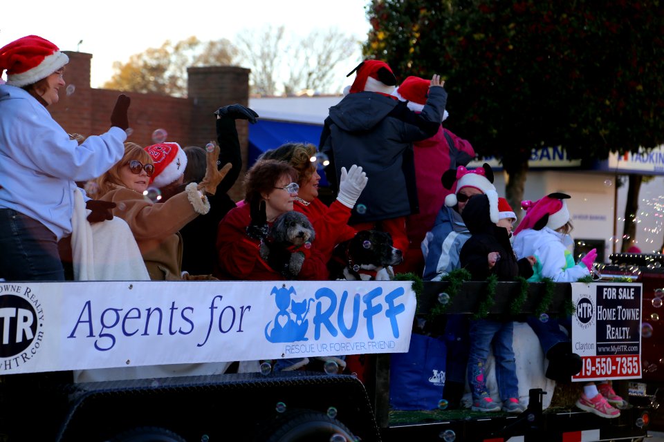77 - HomeTowne Realty Agents for RUFF - Rescue UR Forever Friend 3