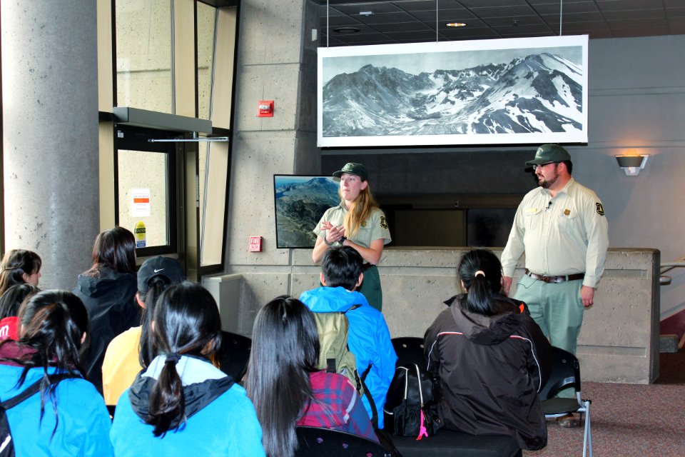 Rangers at Johnston Ridge Observatory presenting the 1980's volcanic eruption of Mount St. Helens