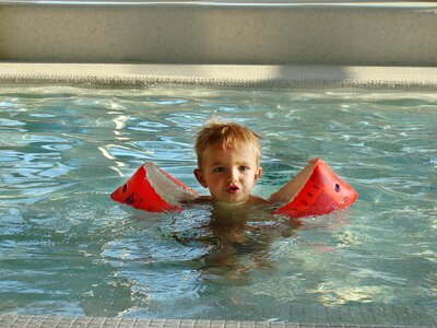 Face blond swimming pool photo